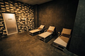 Steam room