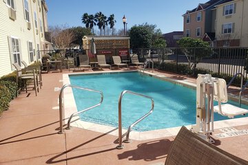 Property Grounds 30 of 35