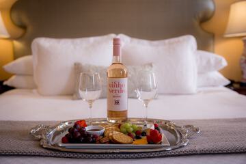 Room service - dining