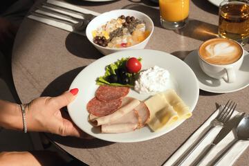 Breakfast buffet