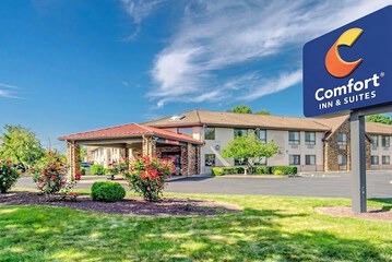 Comfort Inn & Suites West Springfield