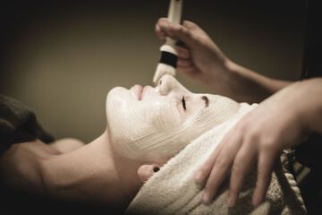 Facial