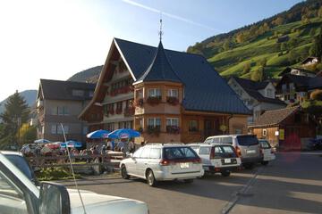 Photo 34