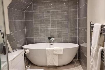 Photo 28