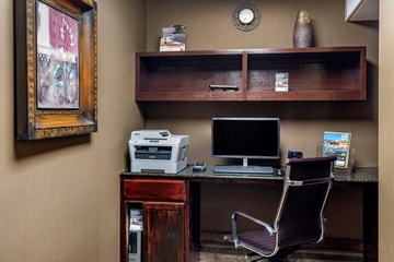 Business Center 44 of 44