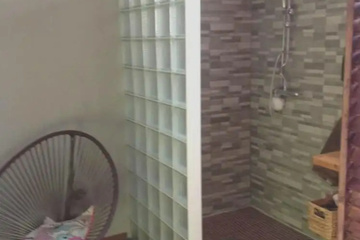 hotel_rooms