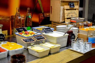 Breakfast area