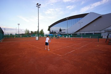 Tennis court