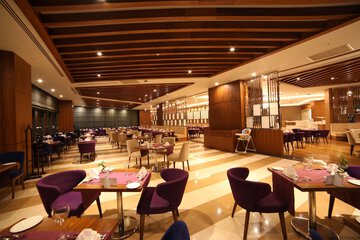Food court