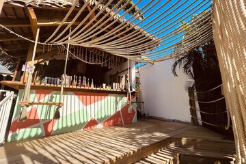 Poolside bar