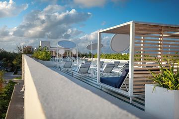 Rooftop pool