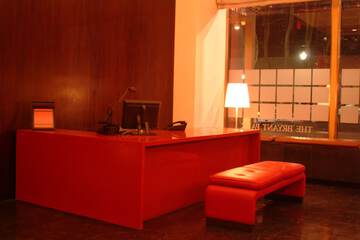 Concierge desk