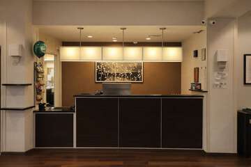 Express Inn & Suites