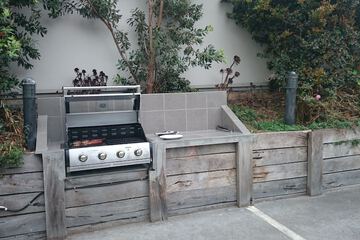 BBQ/picnic area