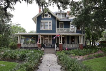 Hoyt House Bed & Breakfast Inn