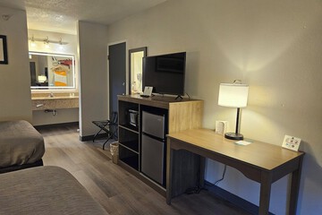 Room 44 of 69