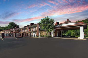 Days Inn by Wyndham Helen