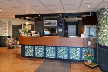 Reception hall