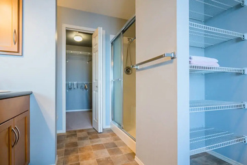 hotel_rooms