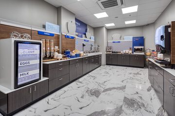 Breakfast/Coffee Service 48 of 52