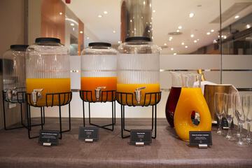 Breakfast buffet