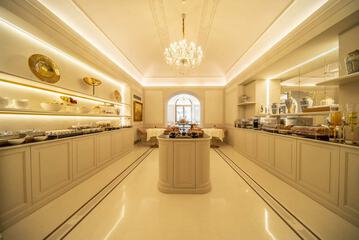 Breakfast buffet