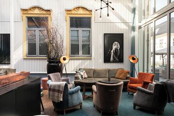 Lobby sitting area