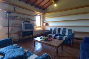Photo 35