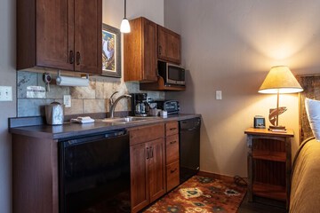 Private kitchenette