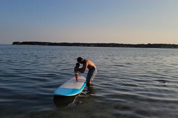 Surfing/boogie boarding
