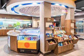Snack bar