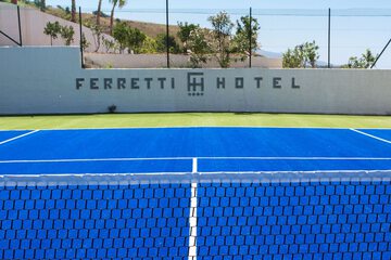 Tennis court