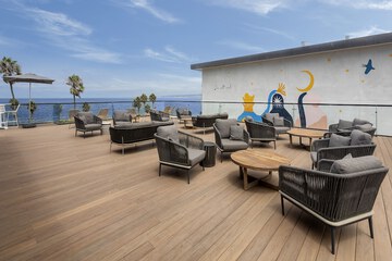 La Jolla Cove Suites
