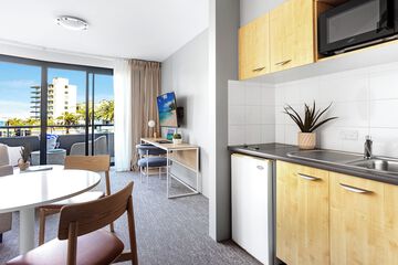 Private kitchenette
