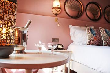 Room amenity