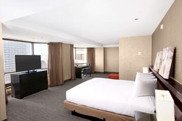 Room 100 of 176