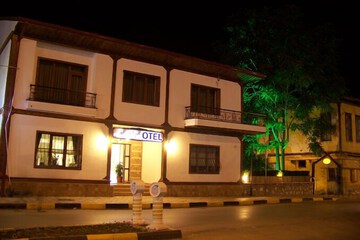 Front of property - evening/night