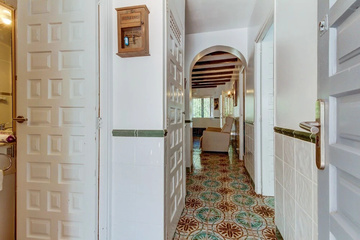hotel_rooms