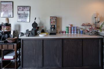 Breakfast/Coffee Service 16 of 18