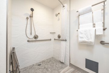 Room 10 of 50