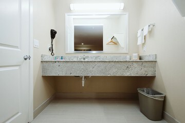 Bathroom sink