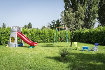 Children's play area - outdoor