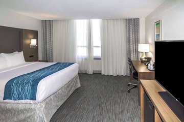 Room 25 of 41