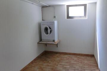 Photo 33