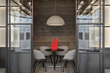 Meeting facility