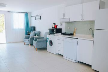 Private kitchenette