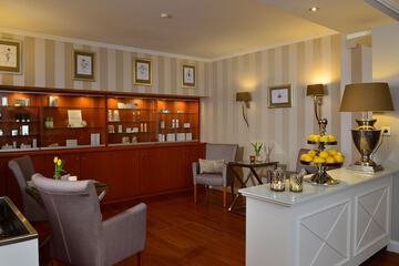 Spa reception