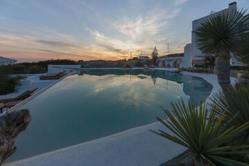 Rooftop pool