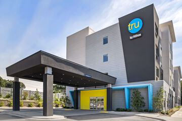 Tru by Hilton Gastonia