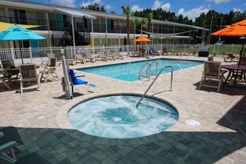 The Smart Stay Inn